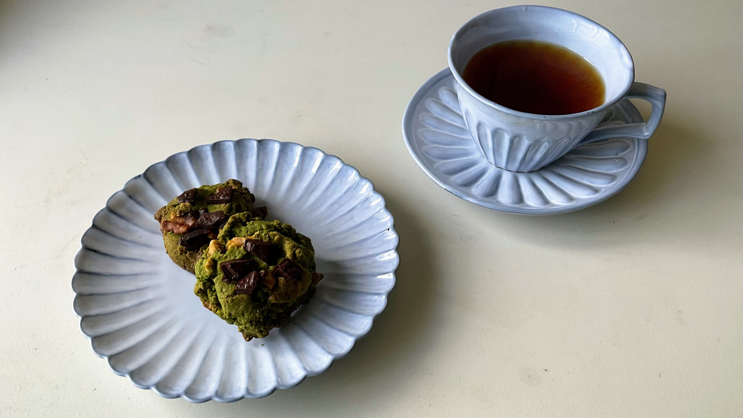 コーヒーとホームメイドのクッキー