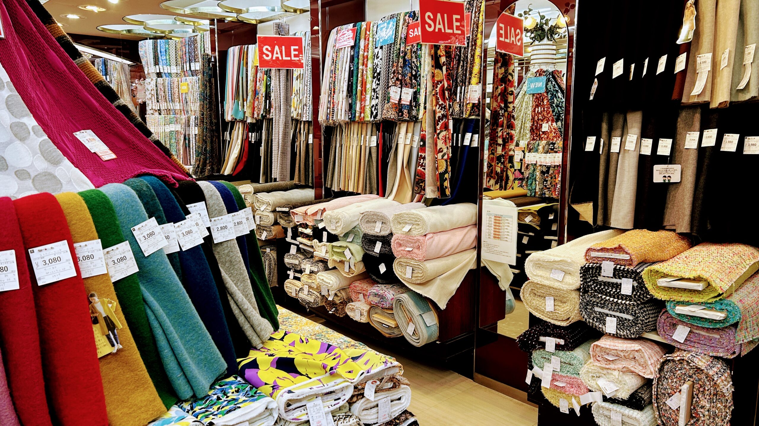 野村テーラーの店内